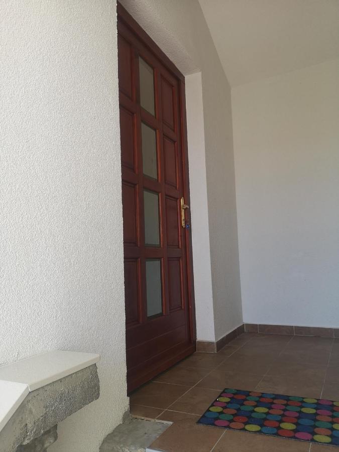 Apartmani Pilon Ždrelac 外观 照片